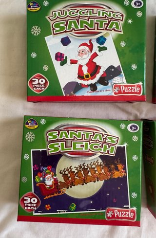 Maletin Pack 4 Puzzles Navidad 30 Piezas cada uno