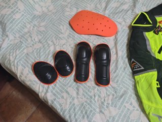 Chaqueta Moto amarilla
