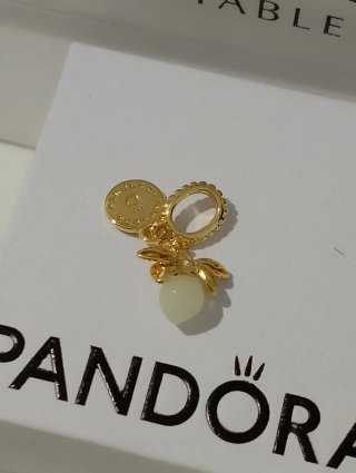 Charm Pandora Luciérnaga Dorado y Blanco