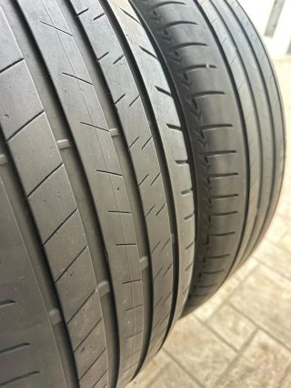 Neumáticos 245/50 R19 BRIDGESTONE