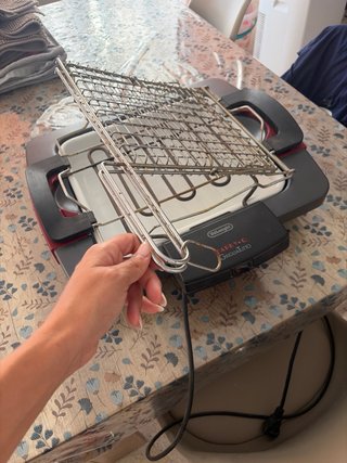 Barbacoa Eléctrica De'Longhi BQ60