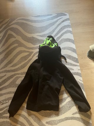 Conjunto SYNA WORLD negro y verde