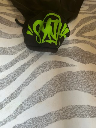 Conjunto SYNA WORLD negro y verde