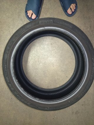 Se venden 4 Neumáticos PIRELLI P CERO
