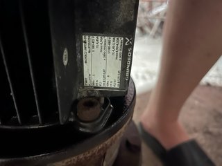 Bomba centrífuga en línea Grundfos 2.2 kW (3 CV)