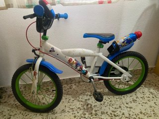 Bicicleta infantil 16 Sonic con ruedines