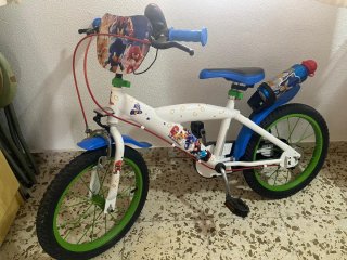 Bicicleta infantil 16 Sonic con ruedines