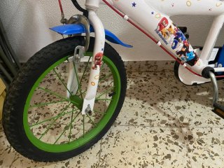 Bicicleta infantil 16 Sonic con ruedines