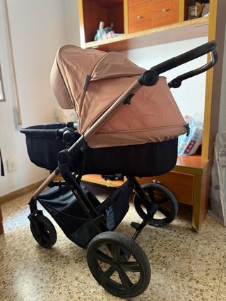 Cochecito bebé y silla coche