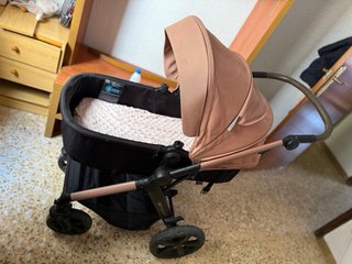 Cochecito bebé y silla coche