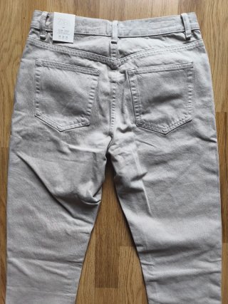 Zara Jeans Beige Crop