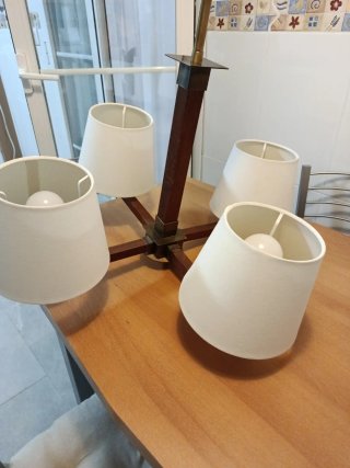 Lámpara de salón madera y tela