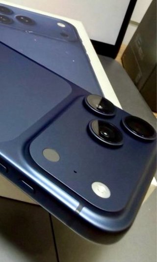 iPhone 17 Pro Max Azul - 4 meses de uso