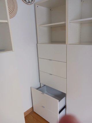 Librería Besta Blanca con Puertas