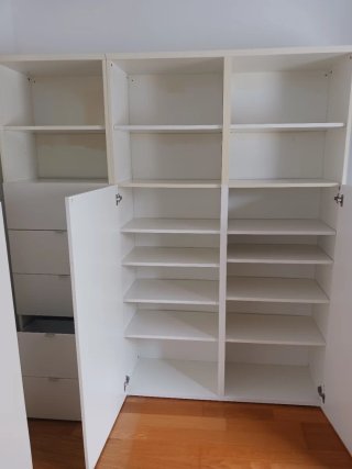 Librería Besta Blanca con Puertas