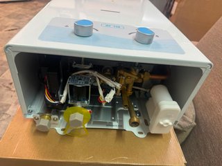 Calentador Gas Climax atmosférico 10L Gas Butano
