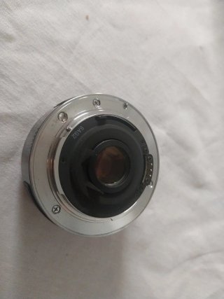 Olympus AF 28mm 1:2.8 Lente