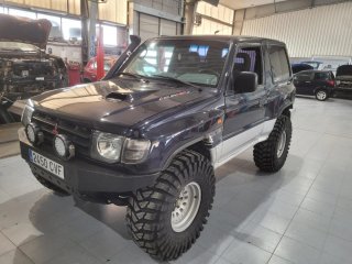 Mitsubishi Montero 1999