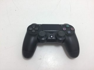 E586044-0 SONY PS4 500GB