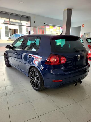 Volkswagen Golf R32 5p