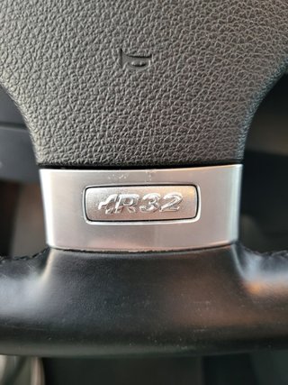 Volkswagen Golf R32 5p
