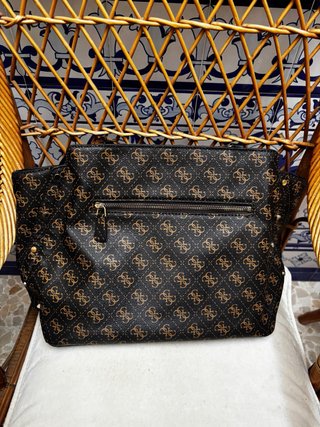 Bolso Guess Marrón Chocolate Grande