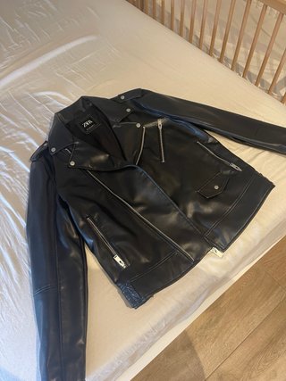 Chaqueta Zara Talla L Negra
