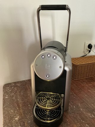Cafetera Nespresso Zenius Pro + 12 Cajas Cápsulas