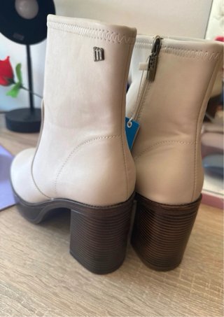 Botines Mustang Beige Tacon Plataforma