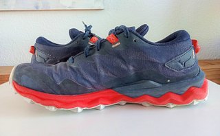 ZAPATILLAS TRAIL Mizuno Wave Daichi 7. Talla 40