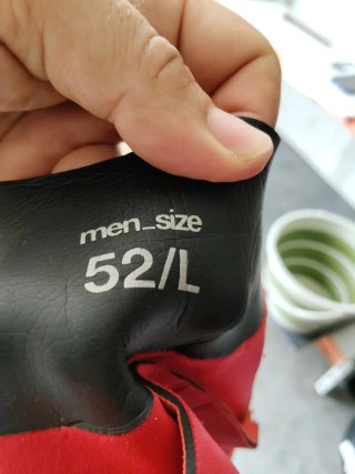 Traje de neopreno talla 52/L