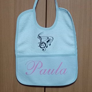 ACCESORIOS BEBÉ (DOU DOU, BABEROS, ETC)