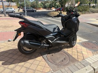 Yamaha XMAX 300 Tech MAX!