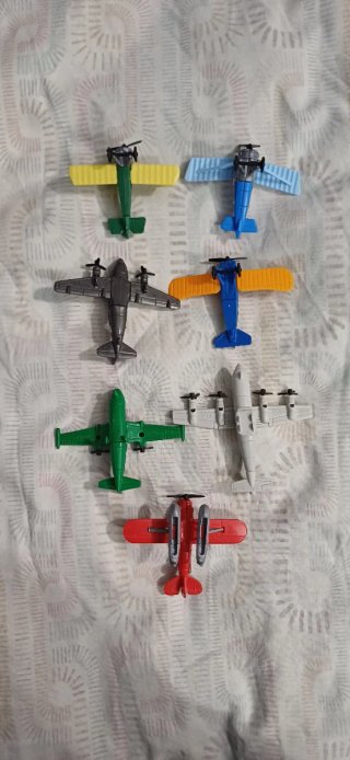 Sorpresa Kinder: Aerei e Auto