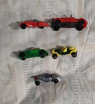 Sorpresa Kinder: Aerei e Auto