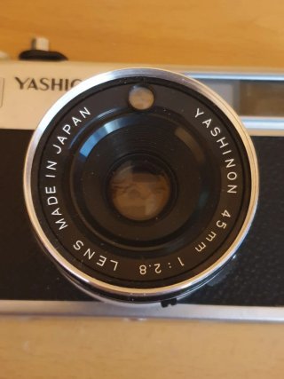 Yashica MG-1 Cámara Analógica Negra