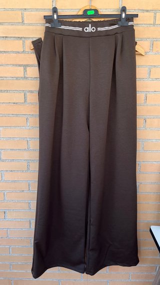 Conjunto Alo Top y Pantalón Marrón Talla Única