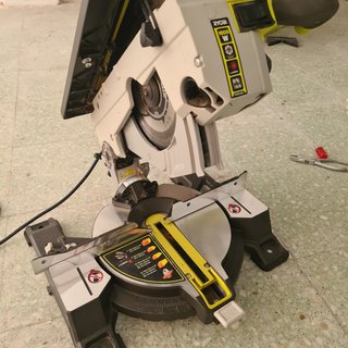 Ingletadora Ryobi 1800W