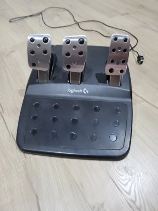 Volante Logitech G29 + Drive Hub PS4/PS5