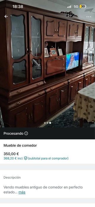 Mueble de comedor antiguo madera y cristal