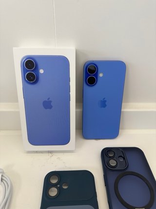 iPhone 16 128GB Ultramar - Como Nuevo