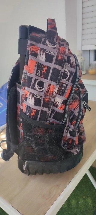 Mochila escolar ToTo con ruedas