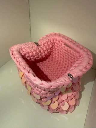 Borsa fatta a mano con paillettes