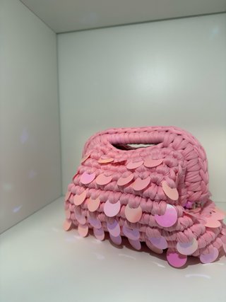 Borsa fatta a mano con paillettes