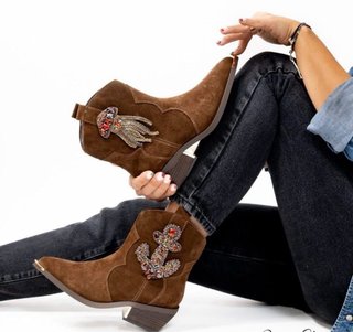 Botines Alma en Pena Piel Marrones T.39