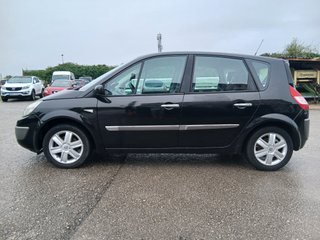 IMPECABLE Renault Scenic 1.6 16V 2004