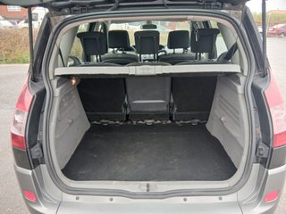 IMPECABLE Renault Scenic 1.6 16V 2004