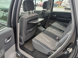 IMPECABLE Renault Scenic 1.6 16V 2004