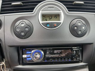 IMPECABLE Renault Scenic 1.6 16V 2004