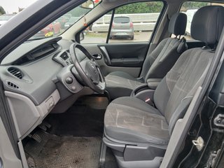 IMPECABLE Renault Scenic 1.6 16V 2004